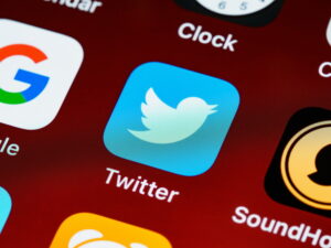 Twitter初心者でも10日間でインプレッション数を1,100%UPさせられた3つの行動【運営レポート】